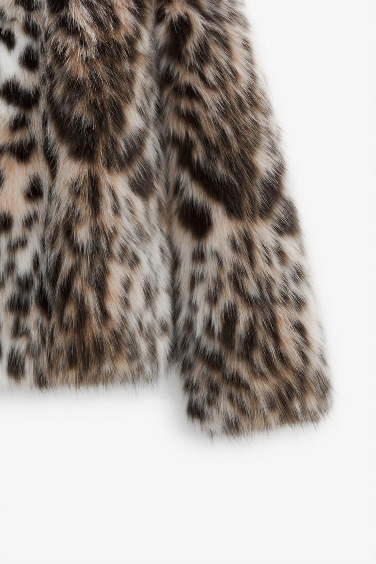 Analira™ - Leopard Statement Faux Fur Jacket