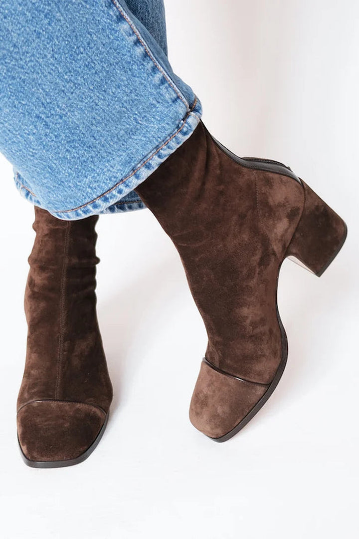 Anna & Rose | SQUARE TOE HEELED BOOTS