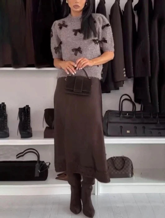 Emilique - Classic Everyday Collection Piece