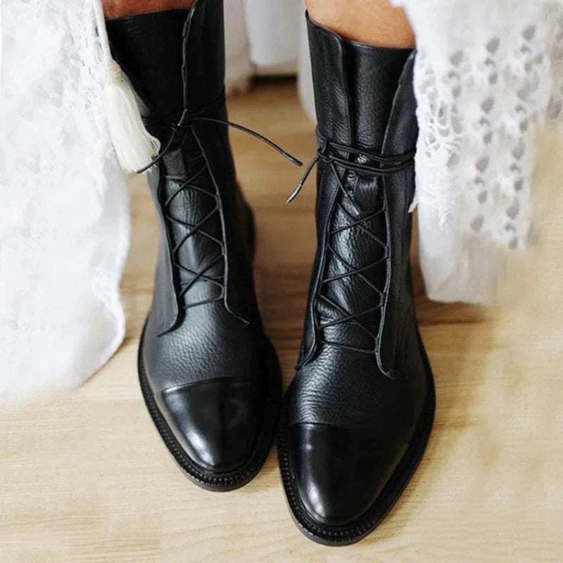 Selvane - Classic Ankle Boots