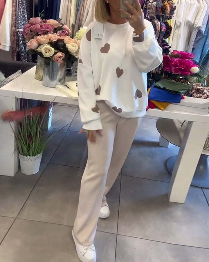 Lovienne™ - Heart Detail Sweater