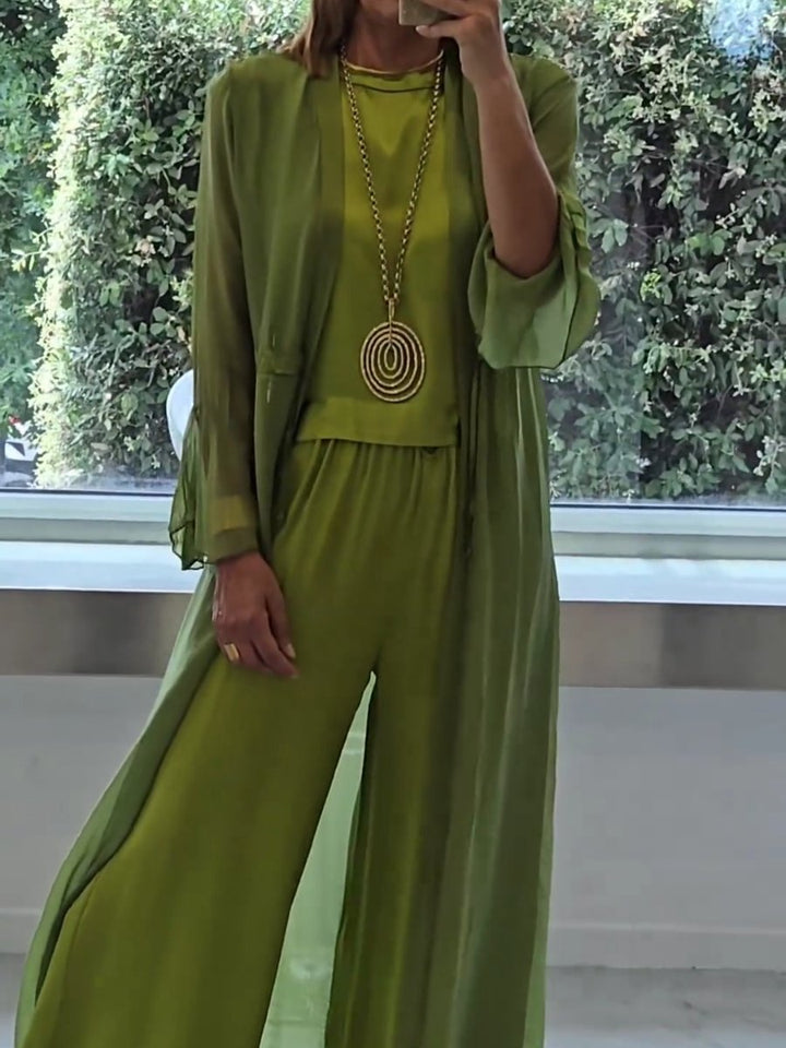 Eloria - Elegant Comfort Set