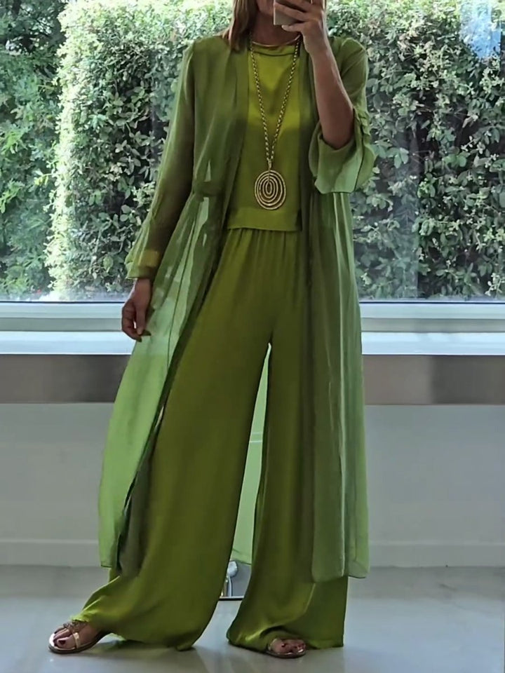 Eloria - Elegant Comfort Set